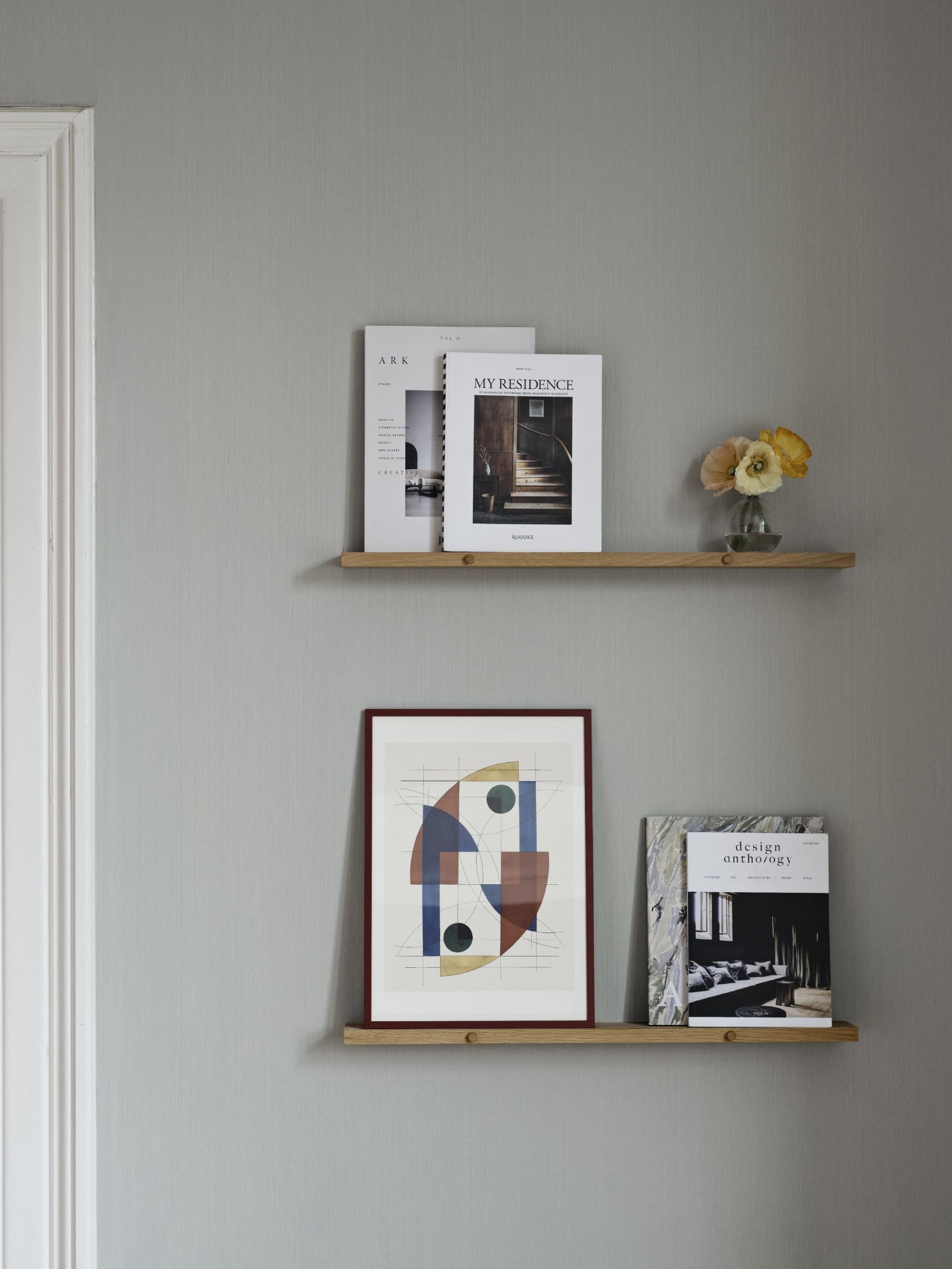 Moebe Gallery Shelf 115 cm Oak - Stylish Solid Wood Wall Decor Solution