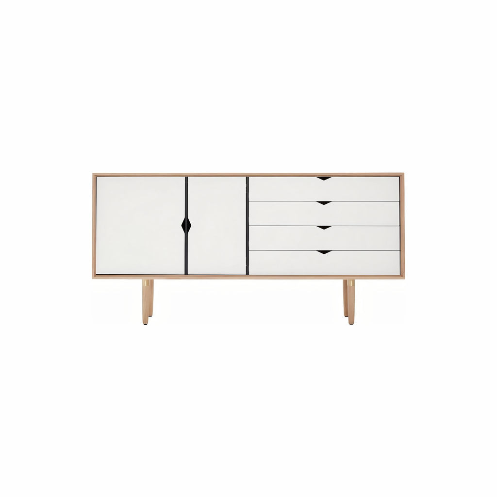 Andersen Furniture S6 Sideboard Soaped Oak, White Front