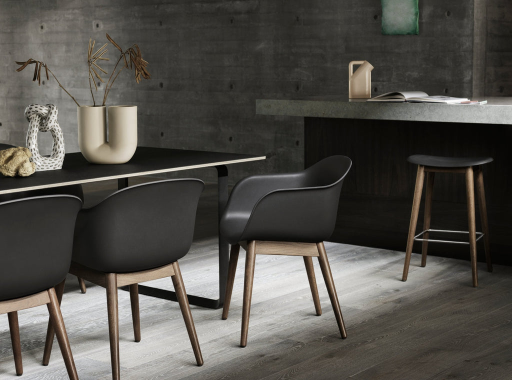 Muuto Fiber Bar Chair Wood Base Black/Black Plastic Seat