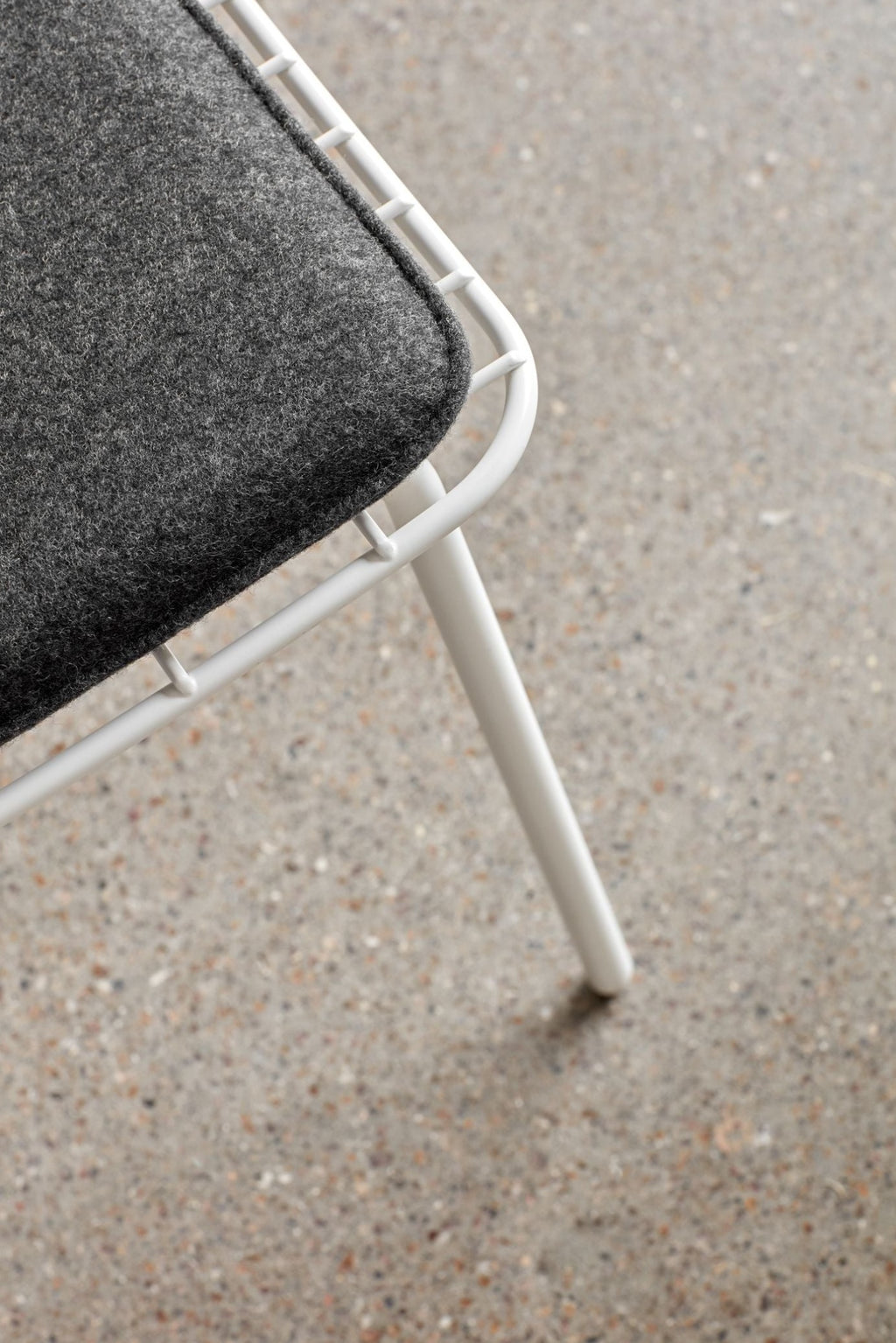 Audo Copenhagen WM String Seat cushion Outdoor/Dining, dark grey