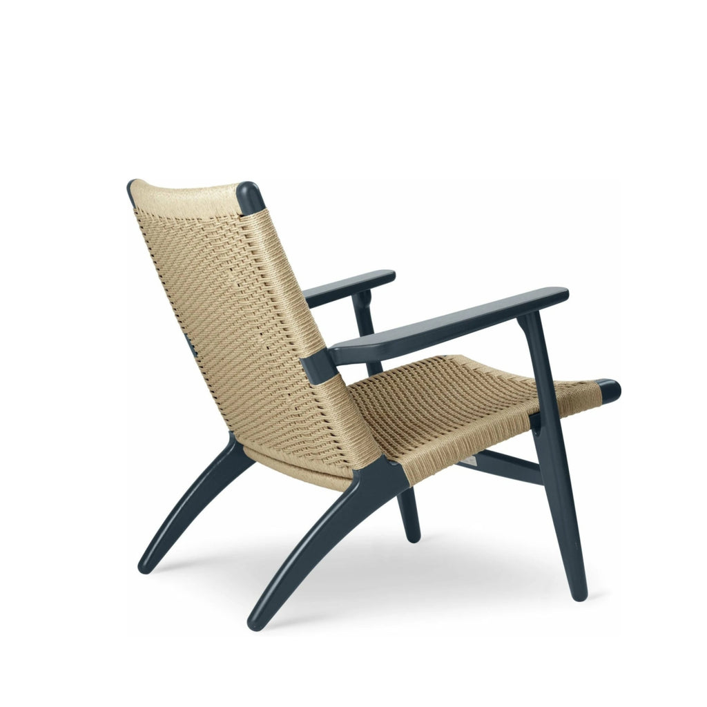 Carl Hansen CH25 Lounge Chair Oak, North Sea Blue/Natural Cord