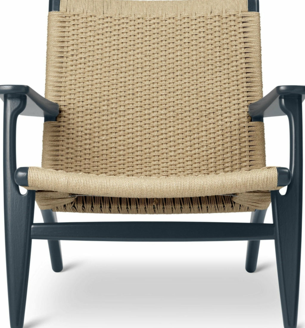 Carl Hansen CH25 Lounge Chair Oak, North Sea Blue/Natural Cord