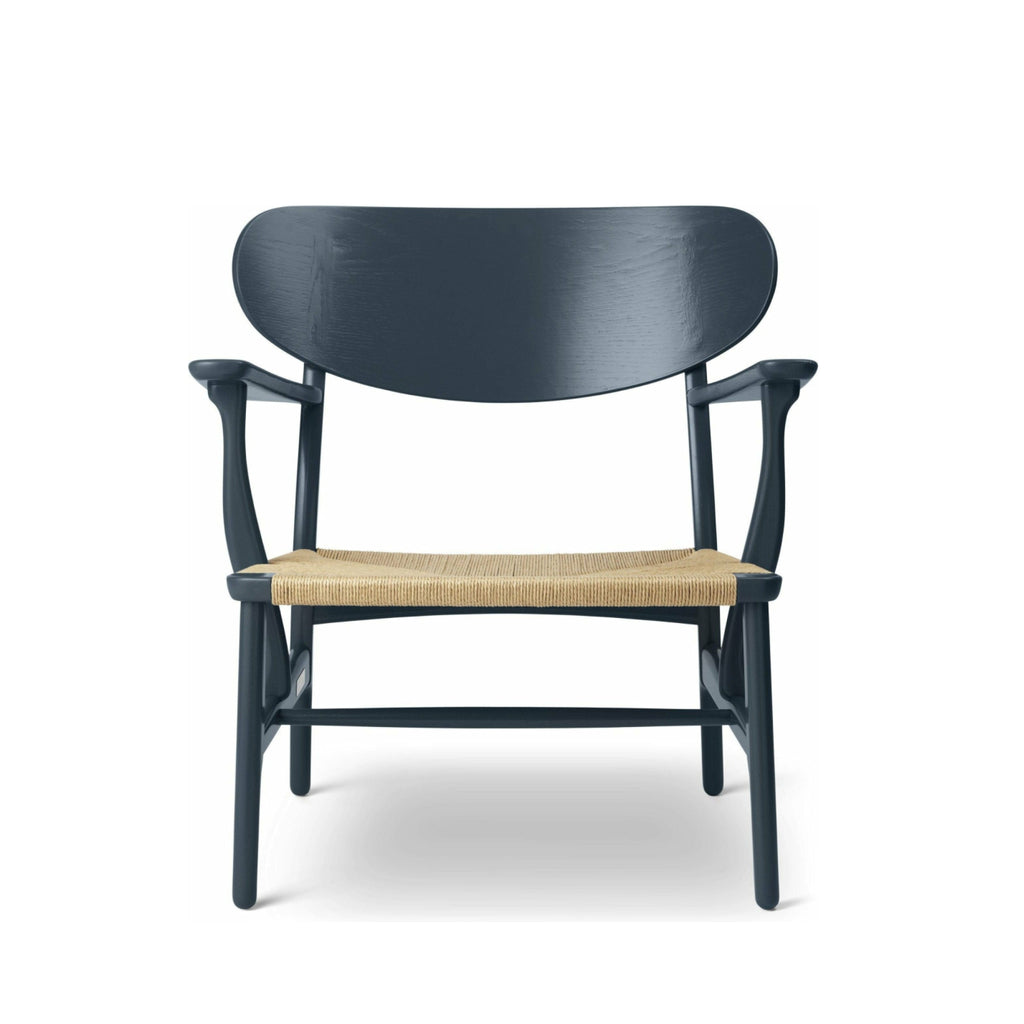 Carl Hansen CH22 Lounge Chair Oak, North Sea Blue/Natural Cord
