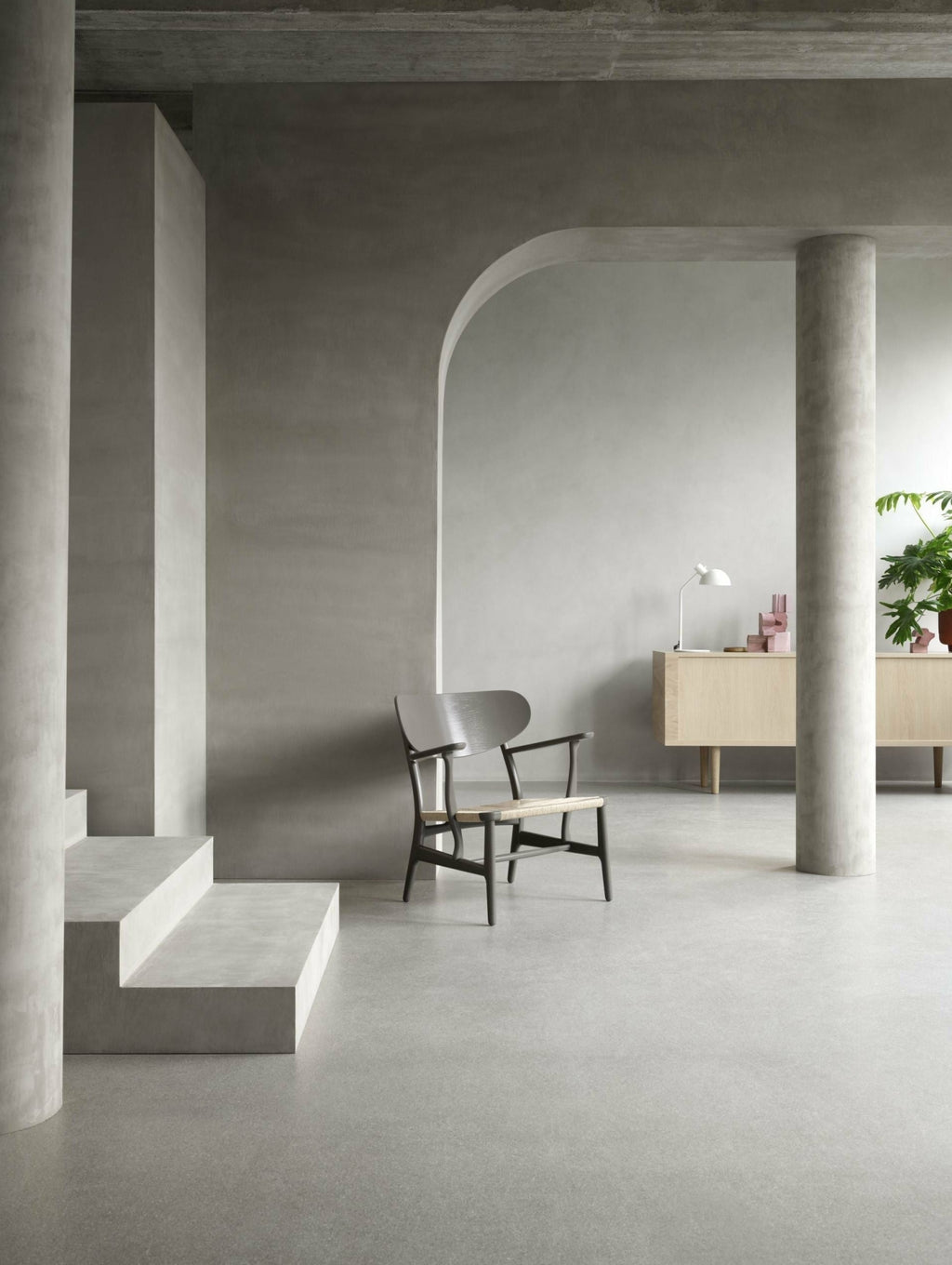 Carl Hansen CH22 Lounge Chair Oak, Slate Brown/Natural Wicker