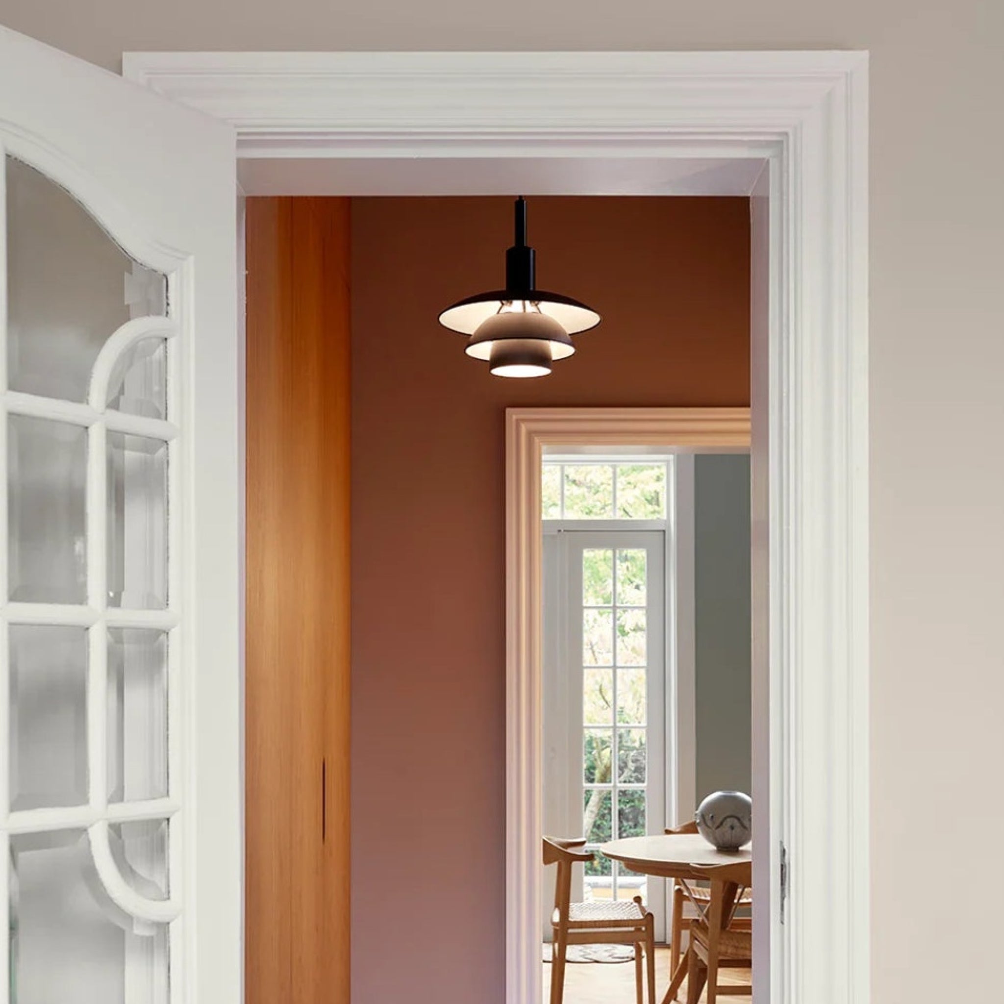 Louis Poulsen PH 3/3 Pendel, Metal Black/Opal Glass