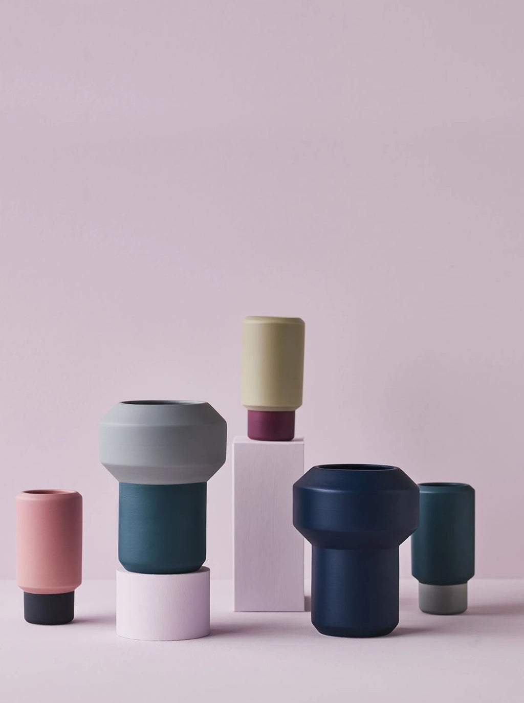 Lucie Kaas Fumario Vase Pistachio/Purple, 16,5cm