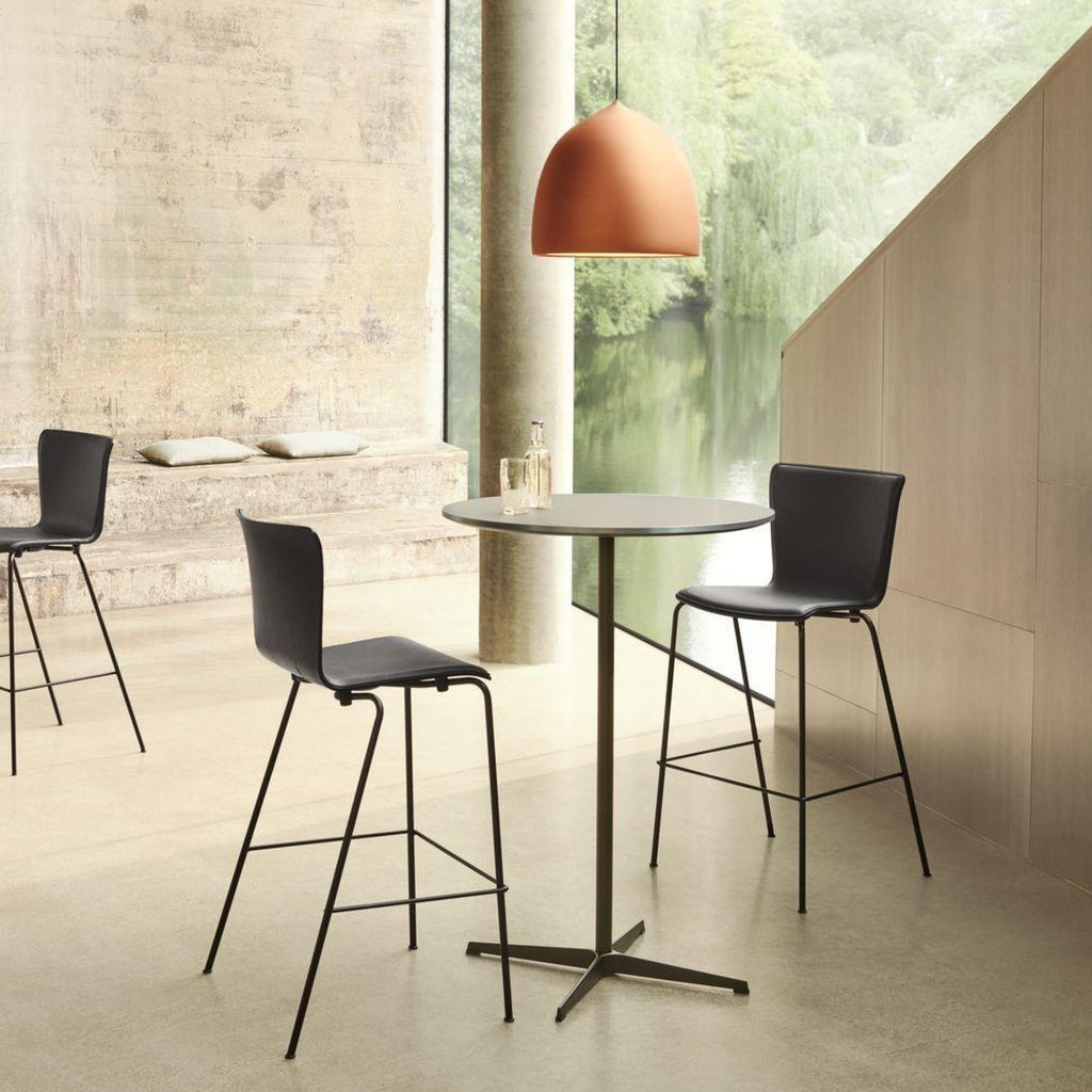 Fritz Hansen Vico Duo™ Vm116 Chair Walnut, Black/Walnut