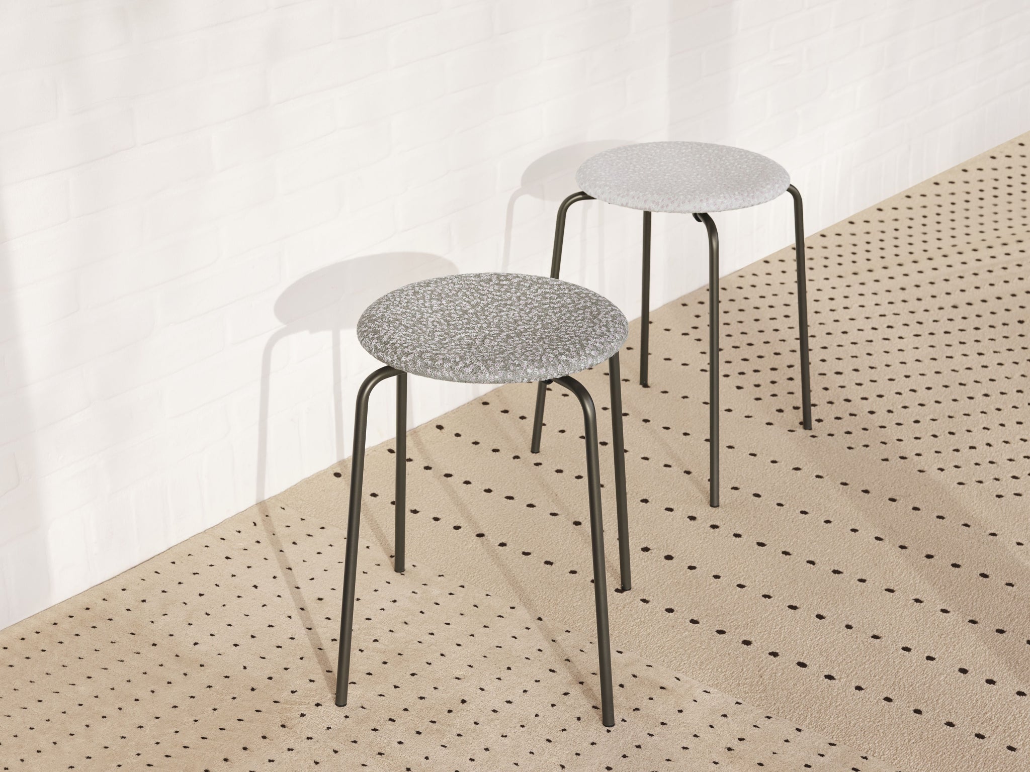 Fritz Hansen The Dot™ Stool, Ria 241/Warm Graphite
