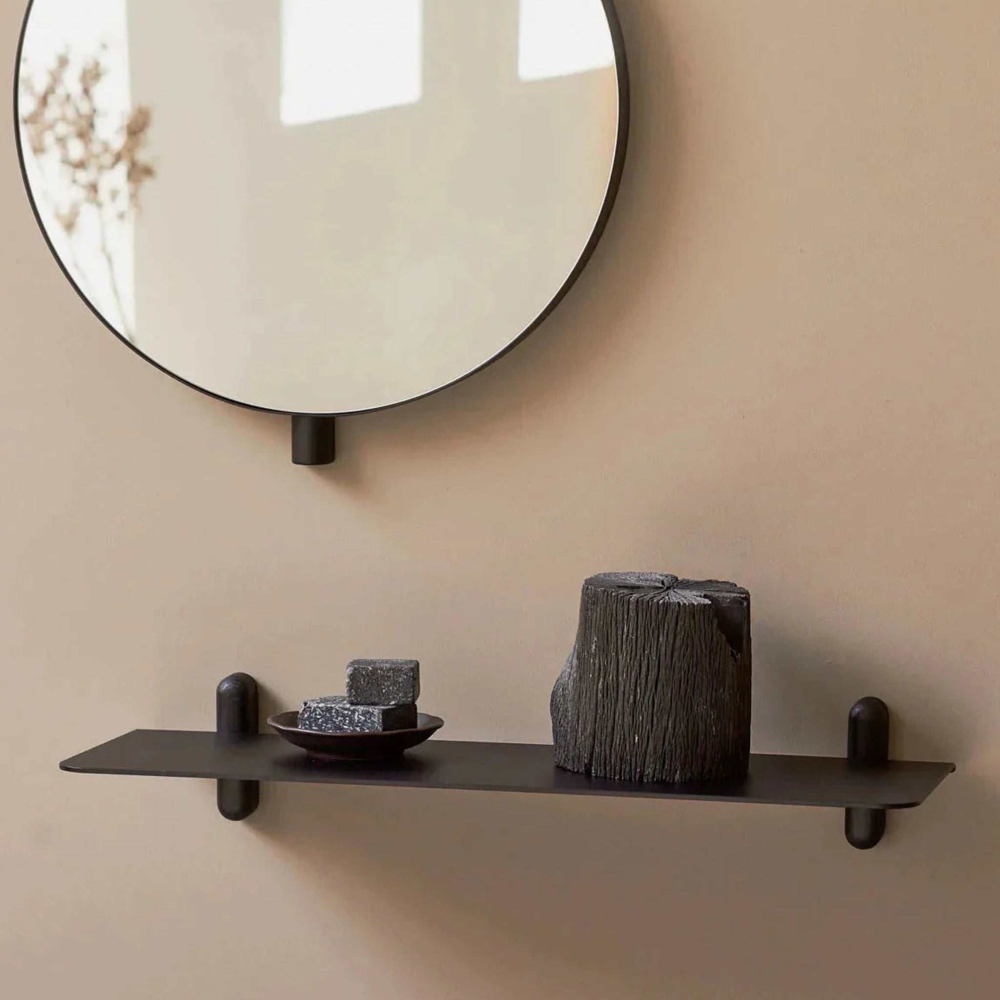 Gejst Nivo Large Floating Wall Shelf G — Black Ash/black, 66.5×25×12 Cm