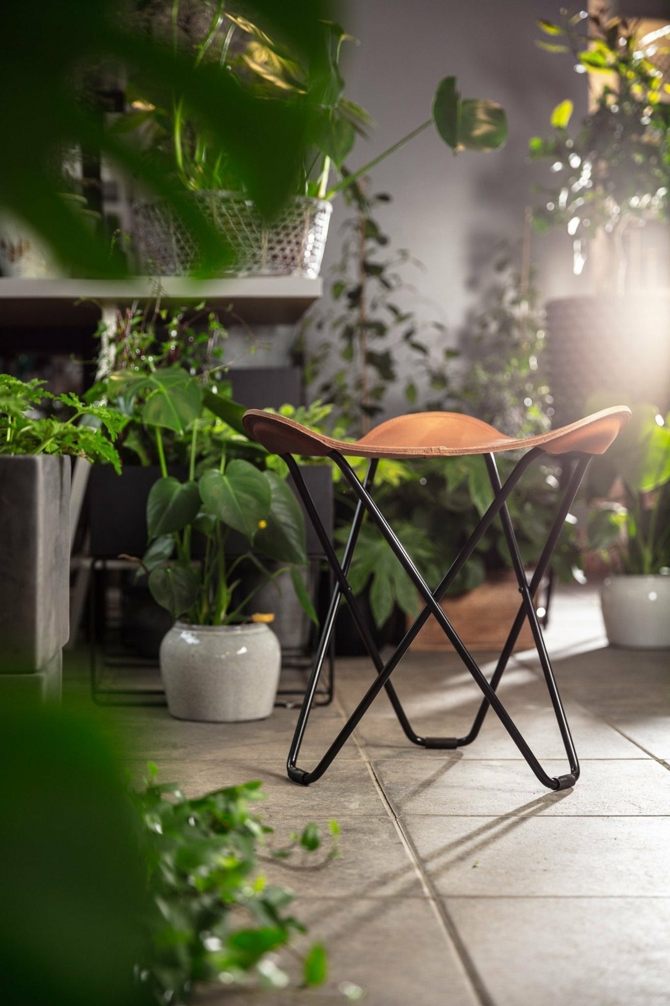 Cuero Pampa Flying Goose Stool, Polo/Black