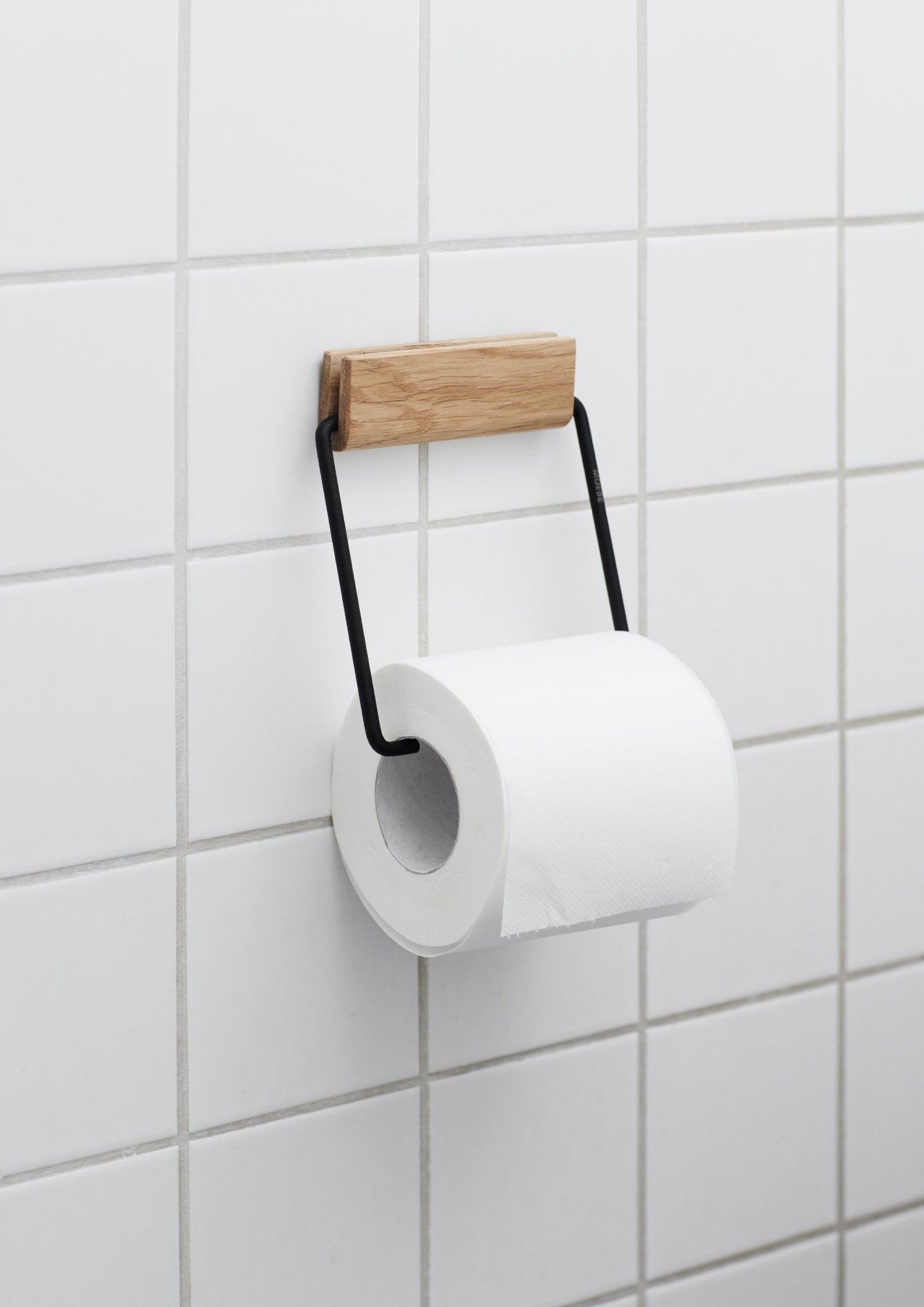 Stylish Moebe Oak & Black Toilet Paper Holder - Durable & Water-Resistant