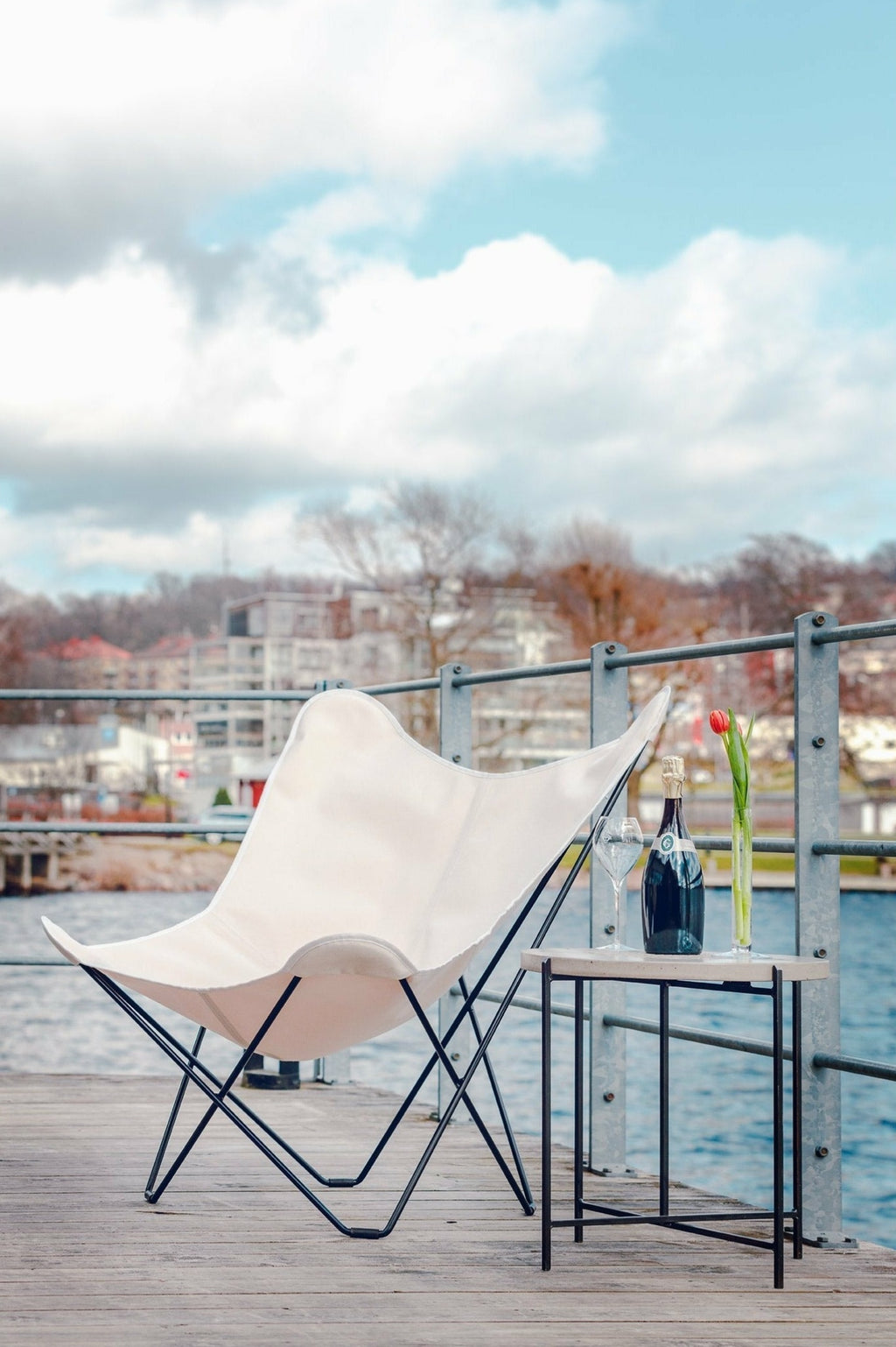 Cuero Sunshine Mariposa Butterfly Chair, Oyster/Black Outdoor Frame