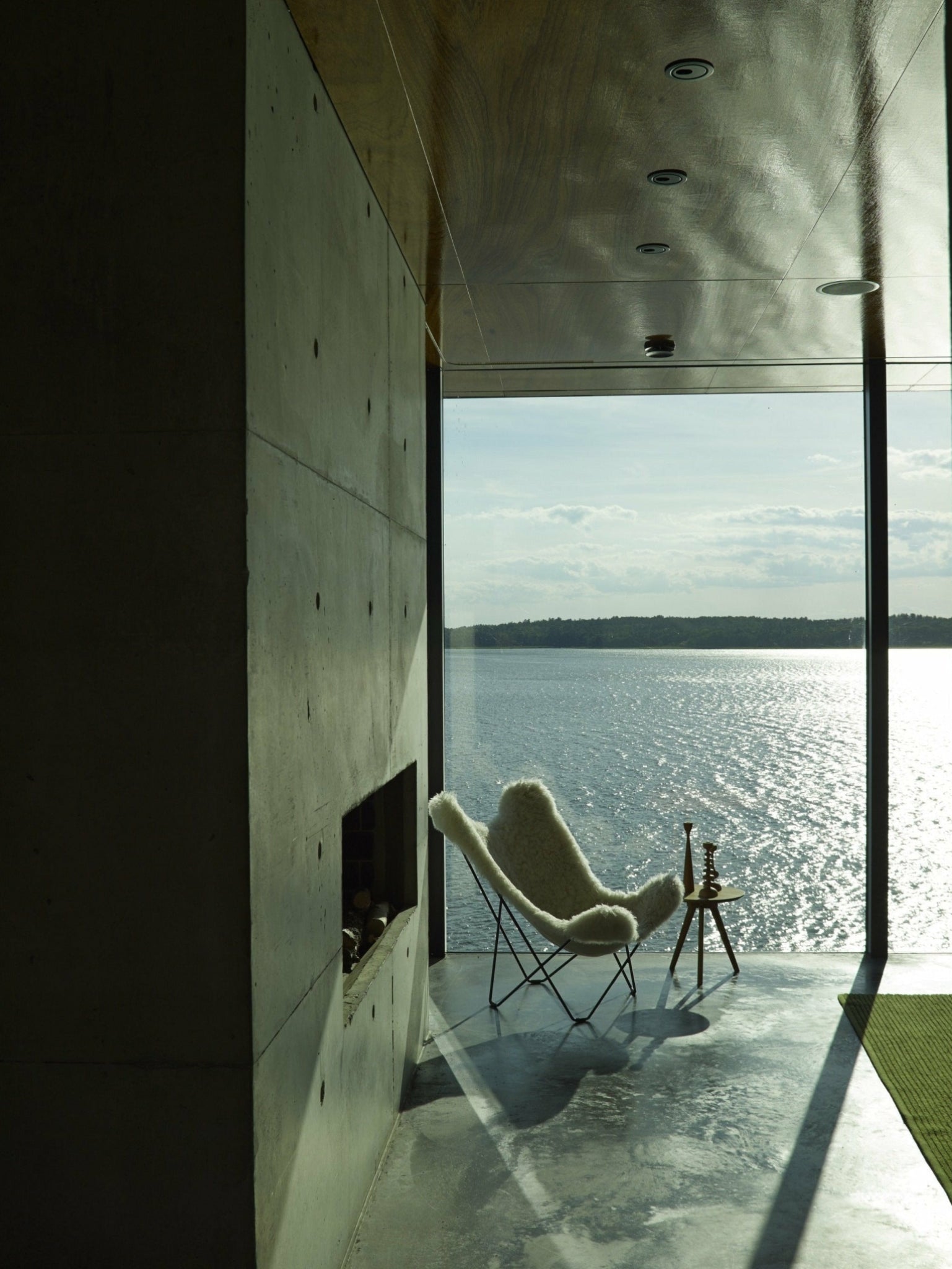 Cuero Iceland Mariposa Butterfly Chair, Wild White/Chrome