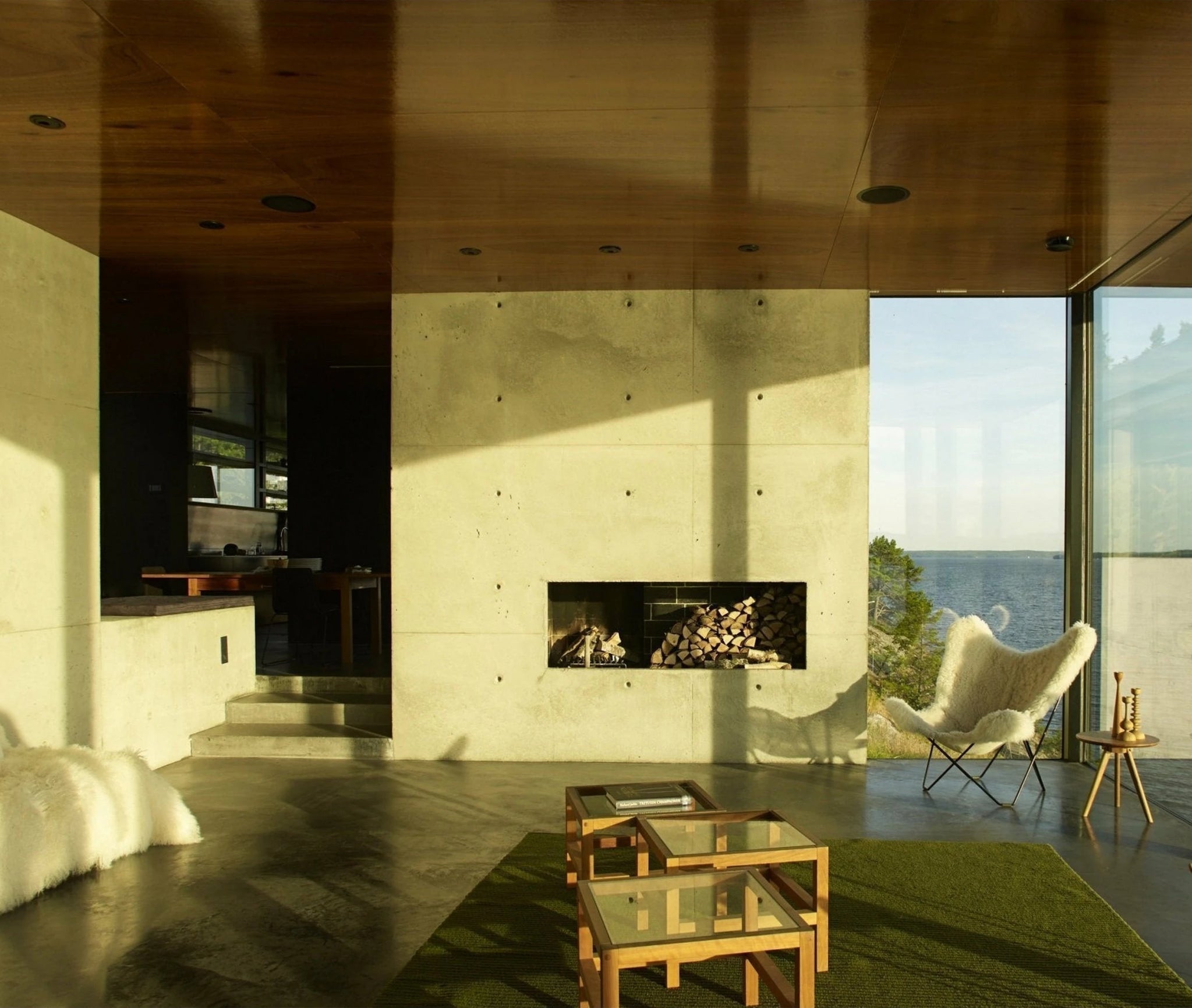 Cuero Iceland Mariposa Butterfly Chair, Shorn White/Chrome