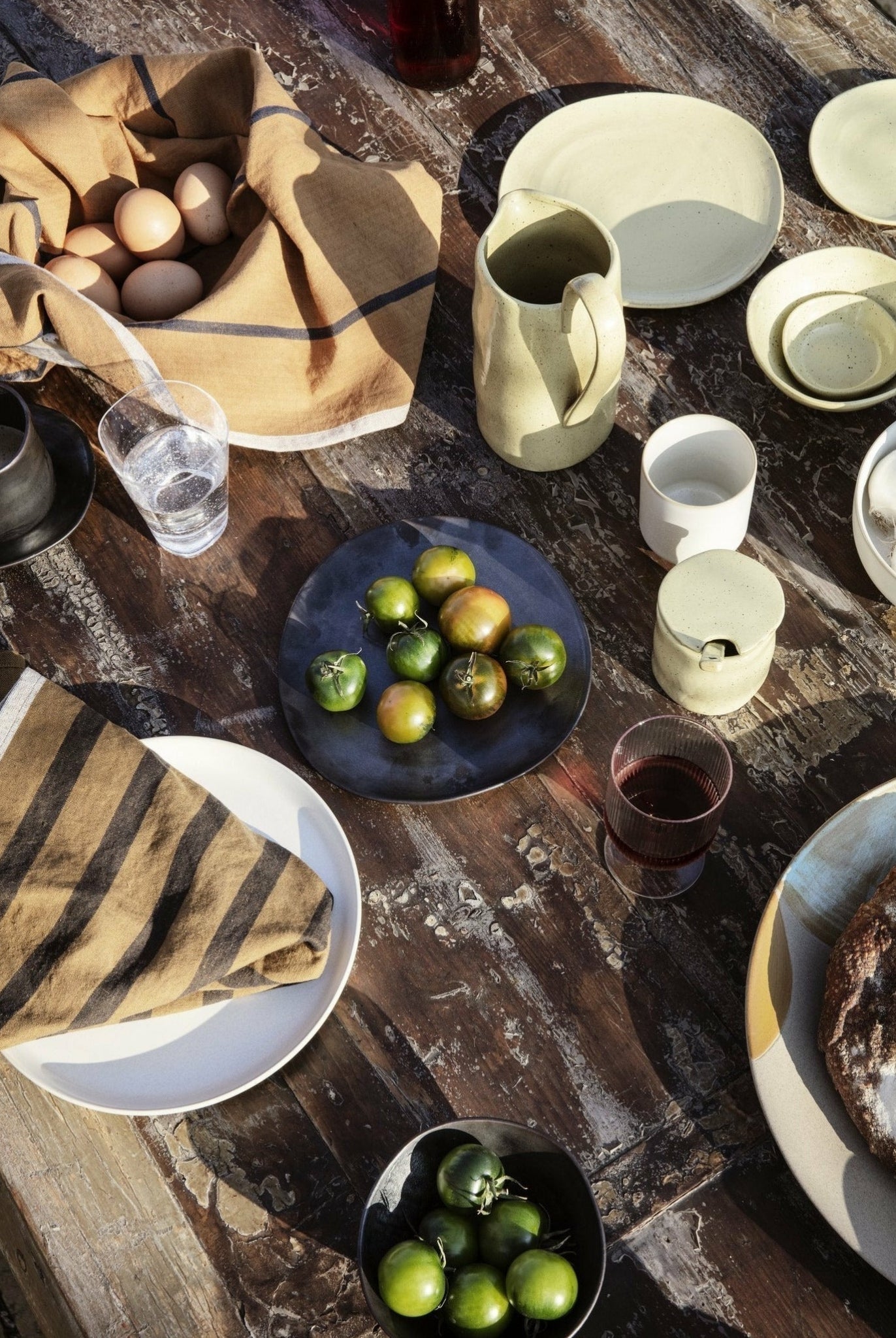 Ferm Living Flow Plate Black, ø15cm