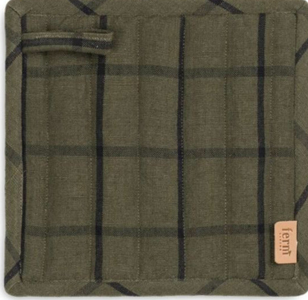 Ferm Living Hale Potholder Set Of 2, Dark Green