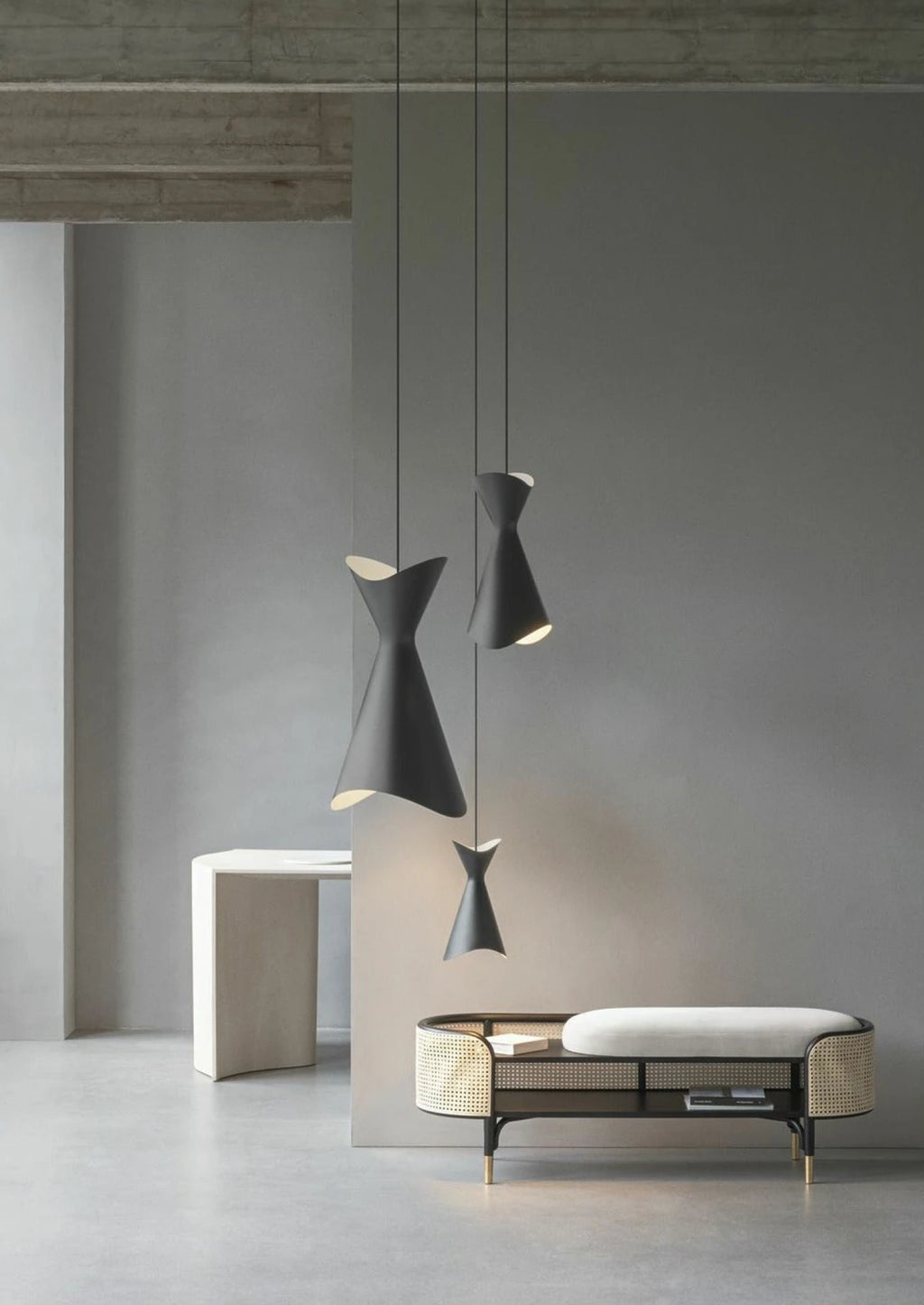 LYFA Ninotchka Pendant 27,5 cm, white