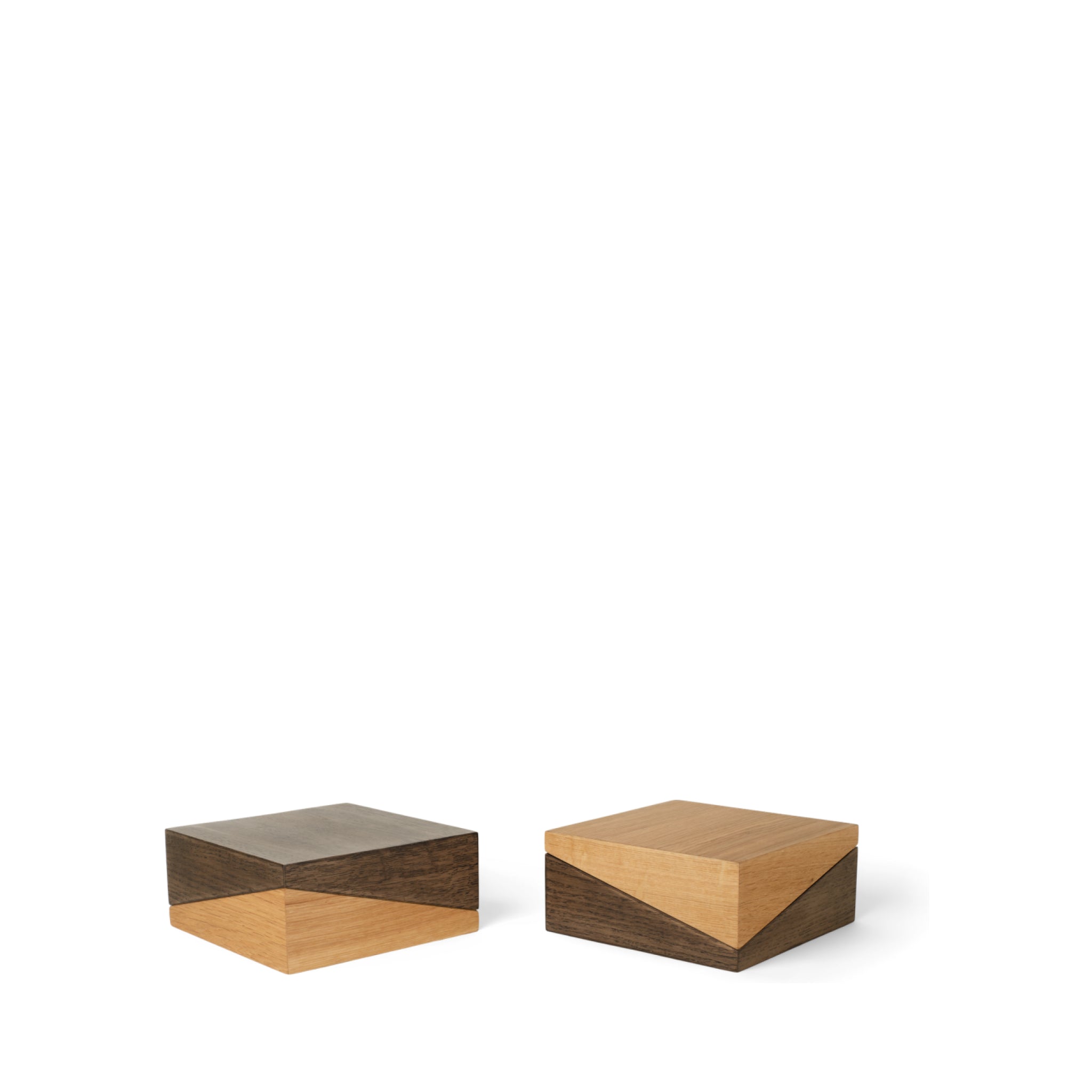 Spring Copenhagen Diplo, Stained Oak