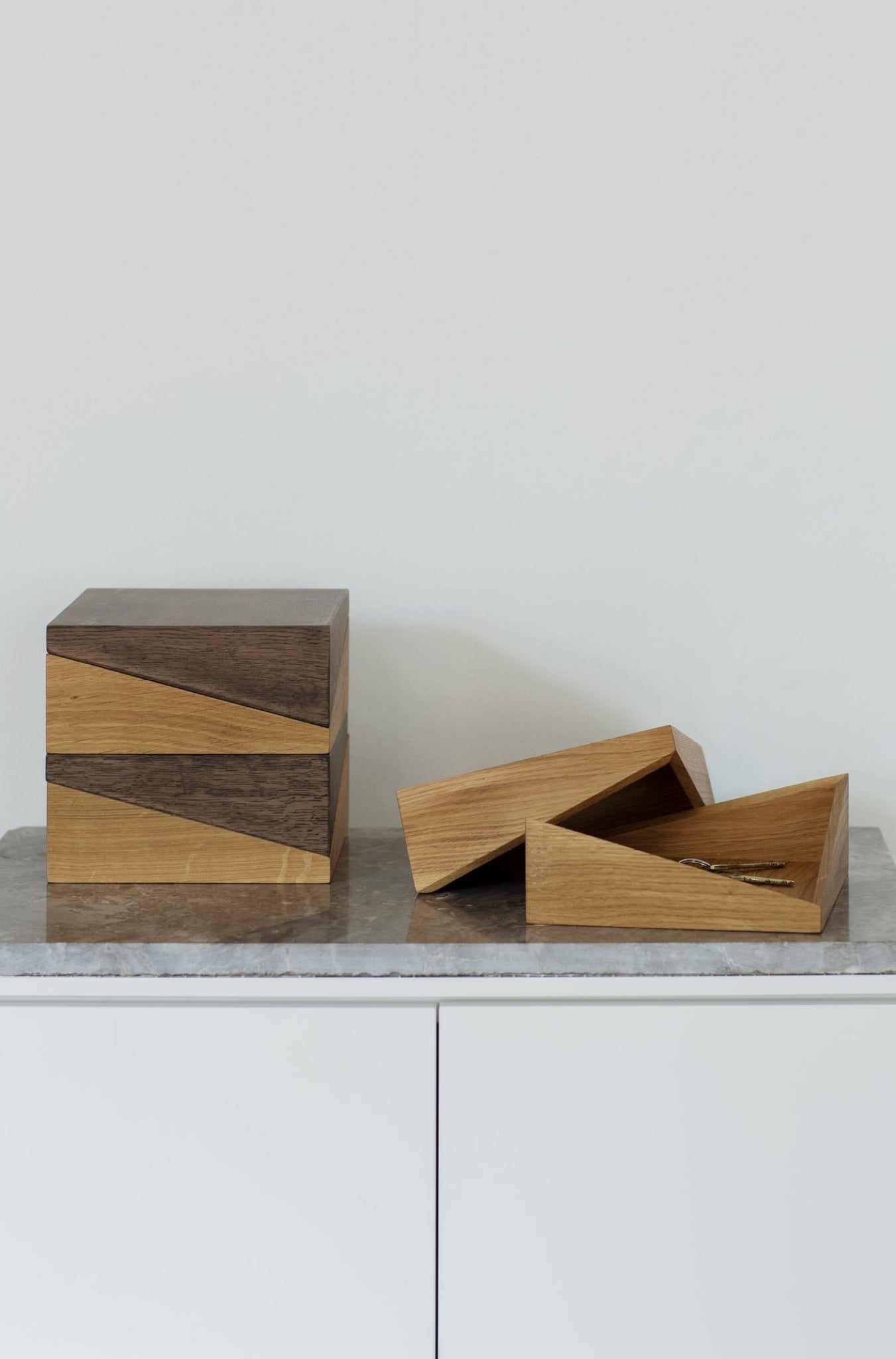 Spring Copenhagen Diplo, Stained Oak