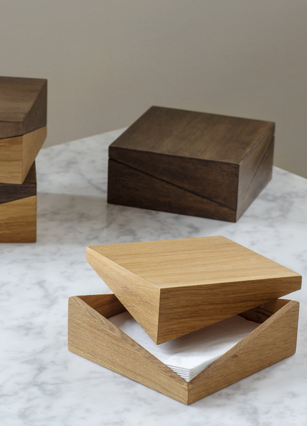 Spring Copenhagen Diplo, Stained Oak