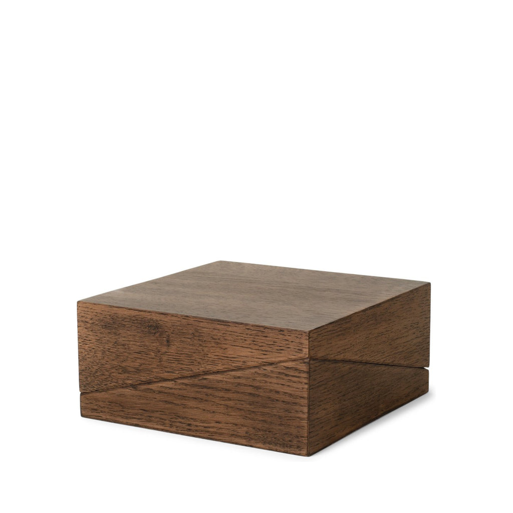 Spring Copenhagen Diplo, Stained Oak