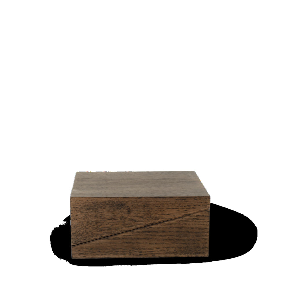 Spring Copenhagen Diplo, Stained Oak