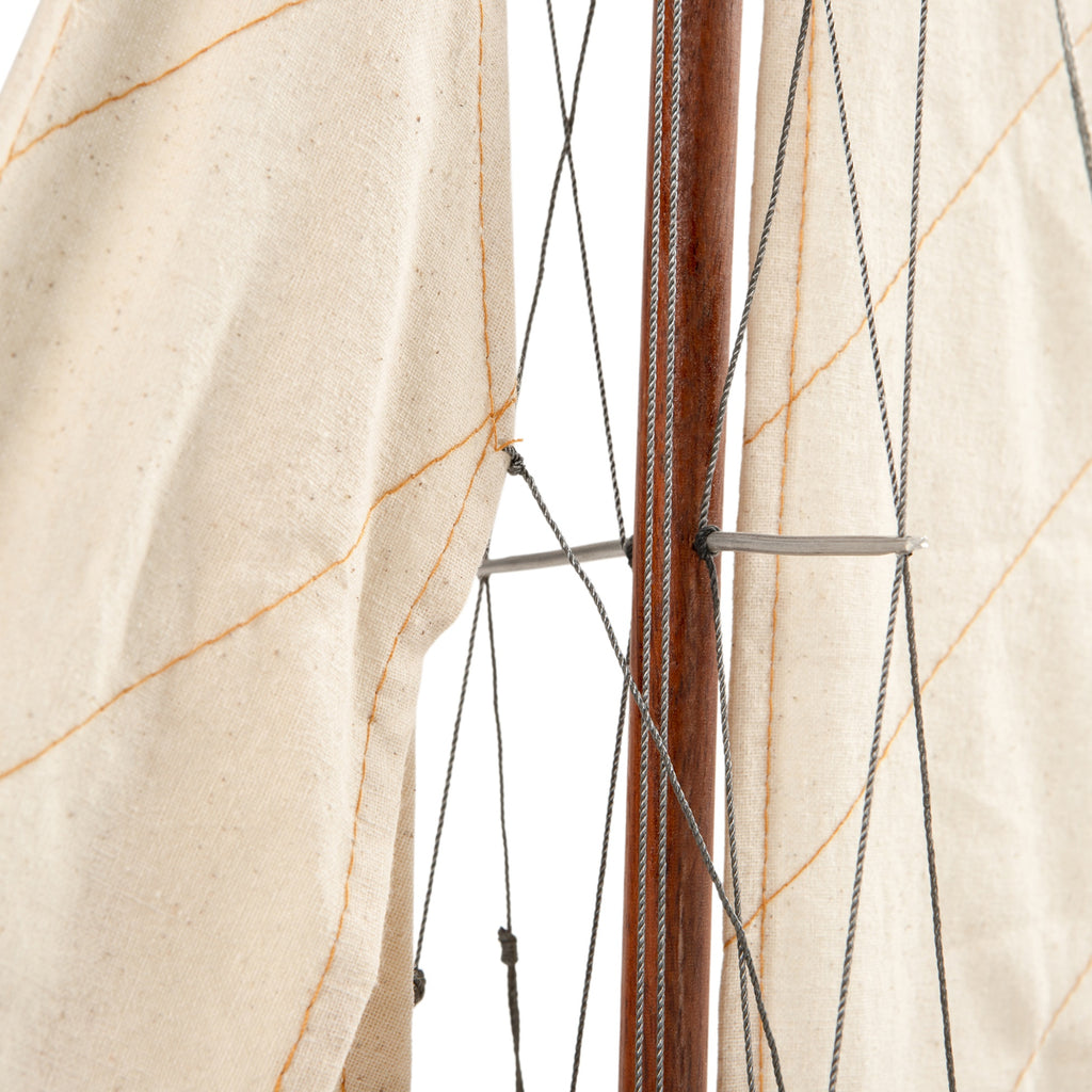 Authentic Models Endeavour L60 Sailing Ship Model, Red/white